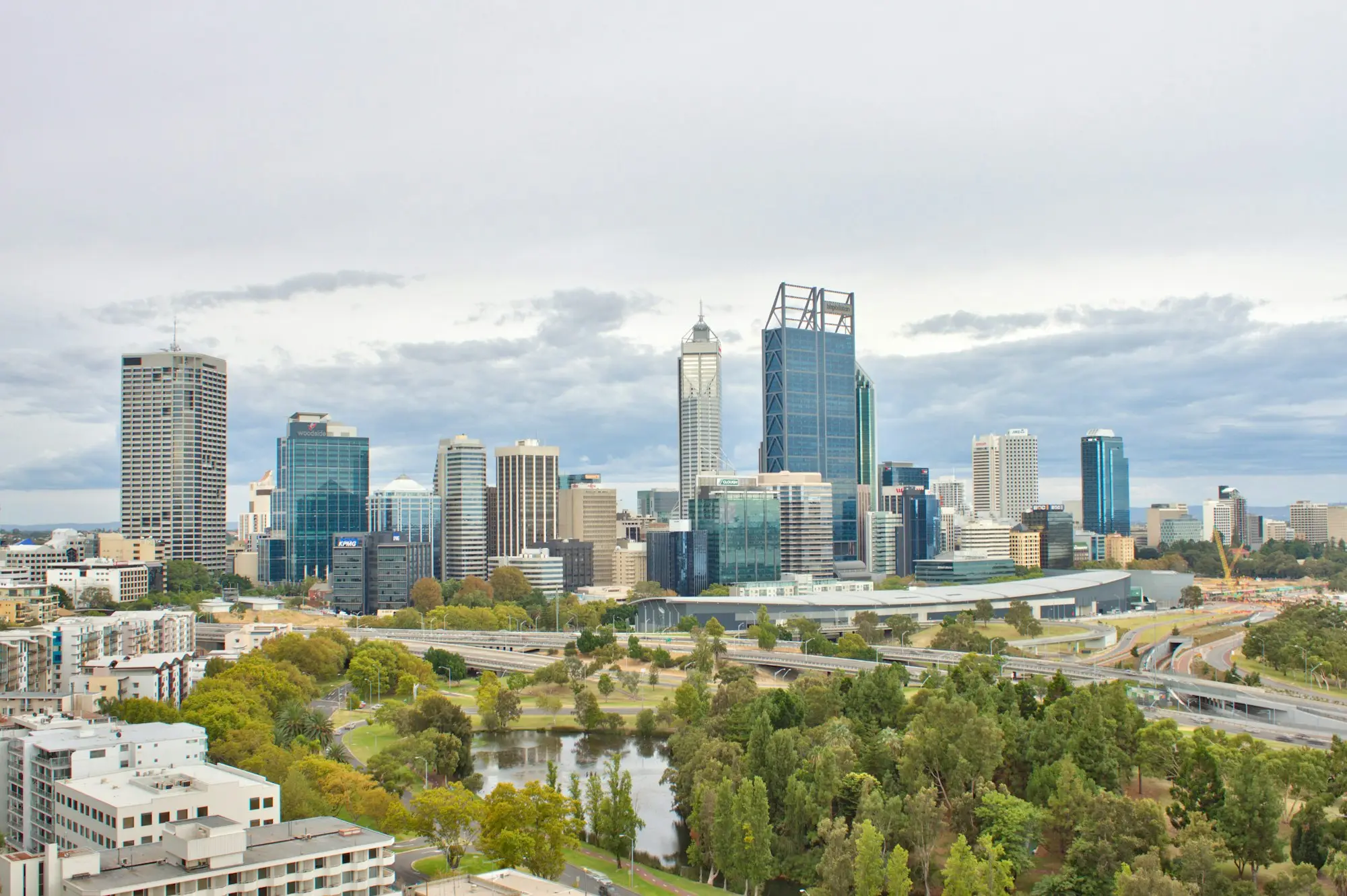 Perth city with the Swan River running through it